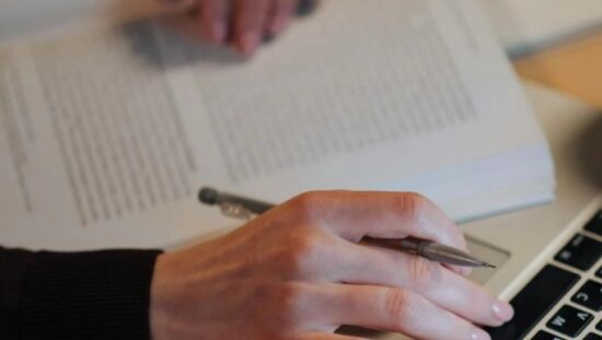 how to annotate a book