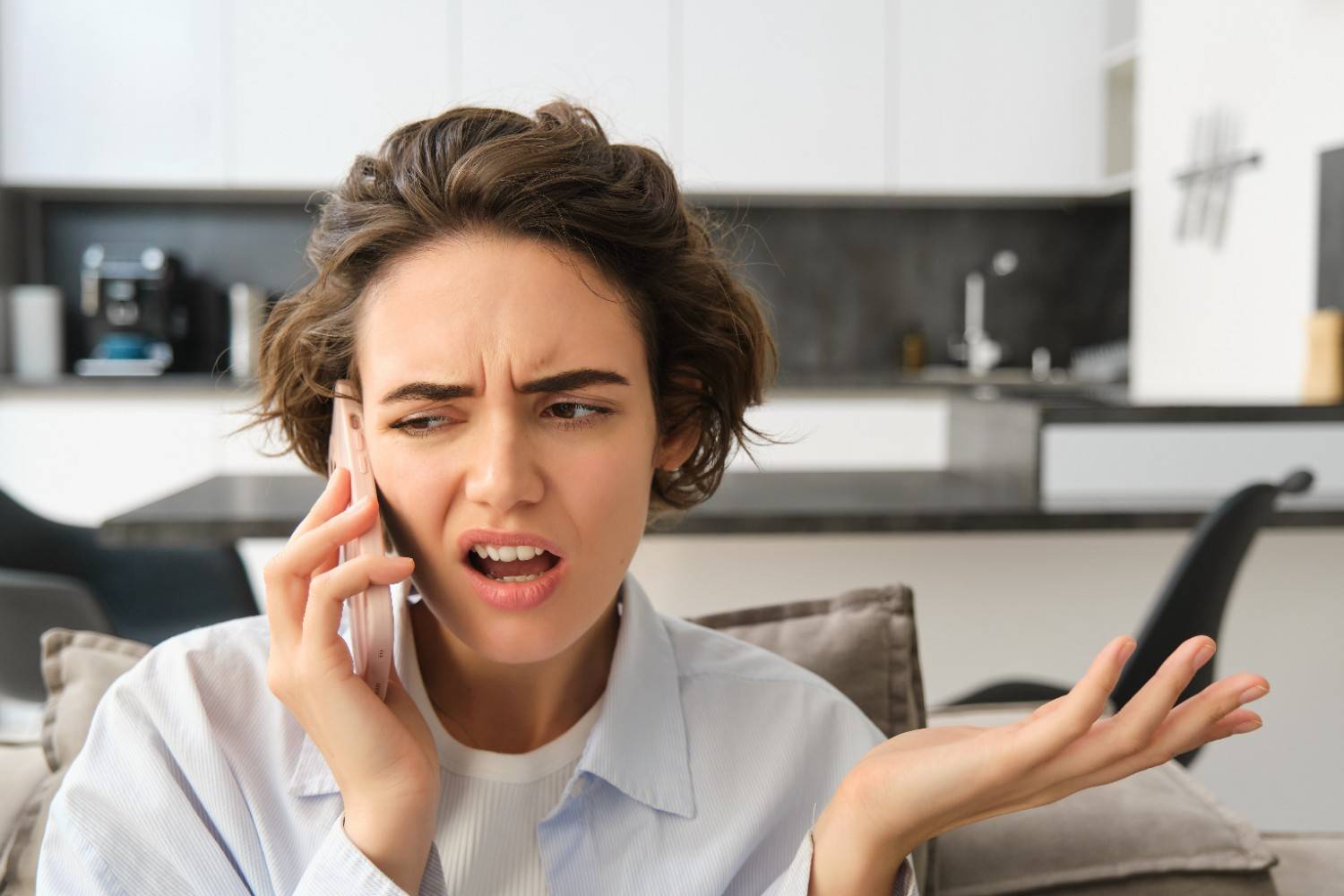 What Is 7186980499 Associated With